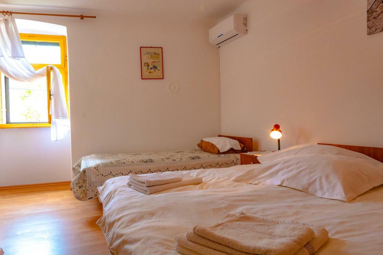 Kuca Za Odmor Hébergement de vacances *